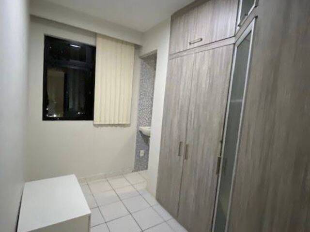 #207 - Apartamento para Venda em Recife - PE